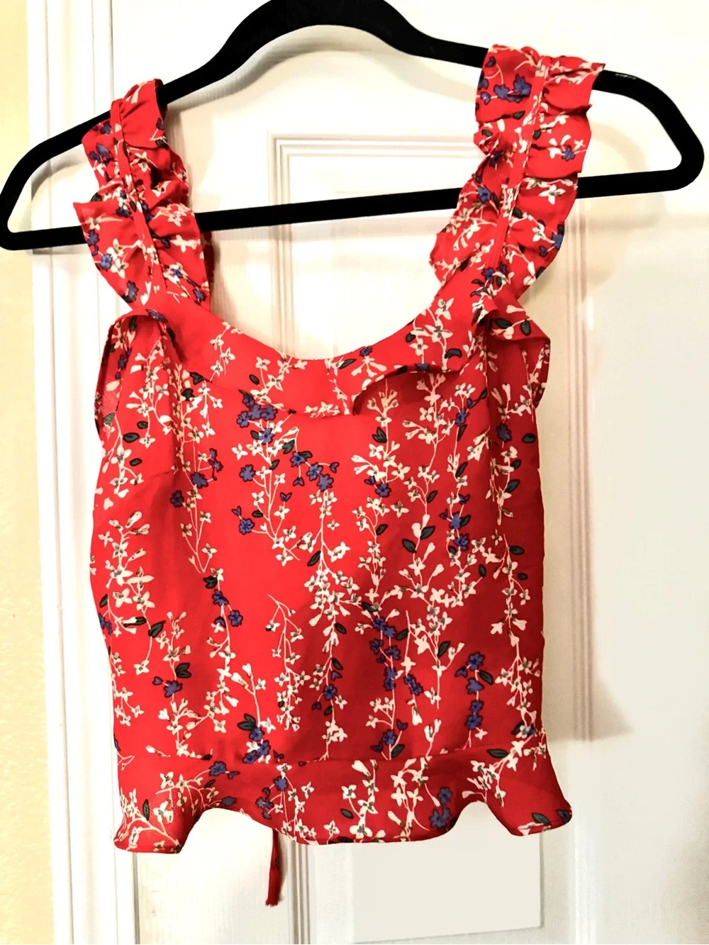 Moon River Rosamund Red Floral Print Tank Top,